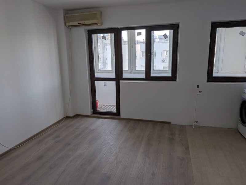 Mihai Bravu-  Dristor - Magazin Prosper